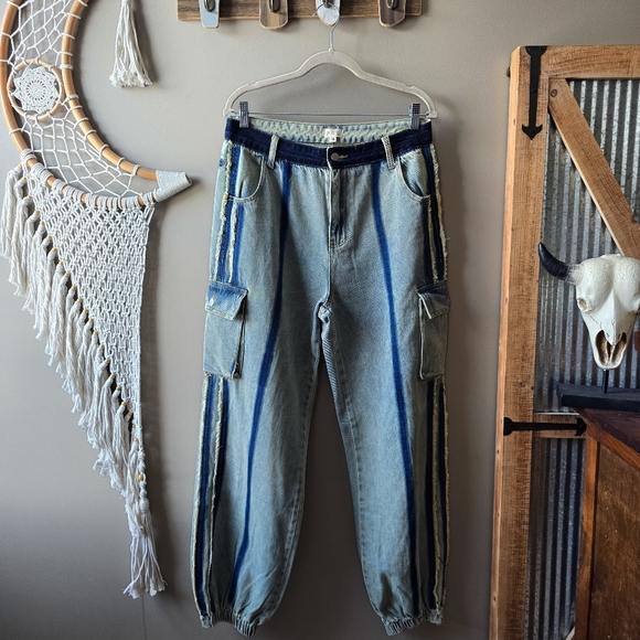 POL Denim Cargo Joggers Nwot - Picture 3 of 7